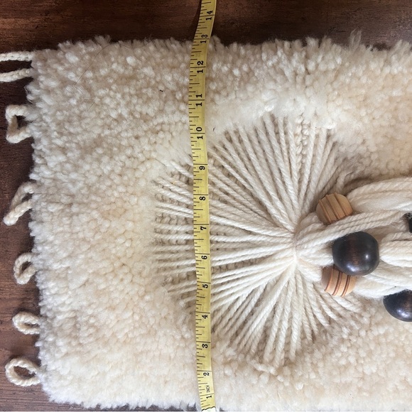 Vintage 70s Macrame Latch Hook Rug Wall Art Tapestry Home Decor - Picture 6 of 7